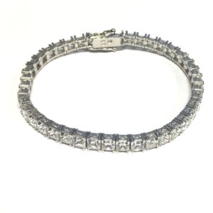 Sterling Silver Rhodium Plated 4 X 4 Princess Cut Bracelet